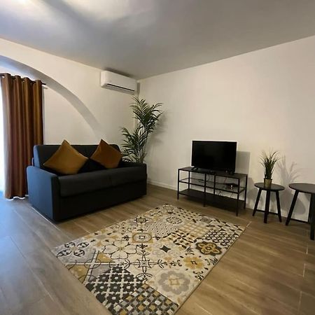 Ks Paris Studio Appart Near Station Gare Du Nord And Gare De L Est Kültér fotó